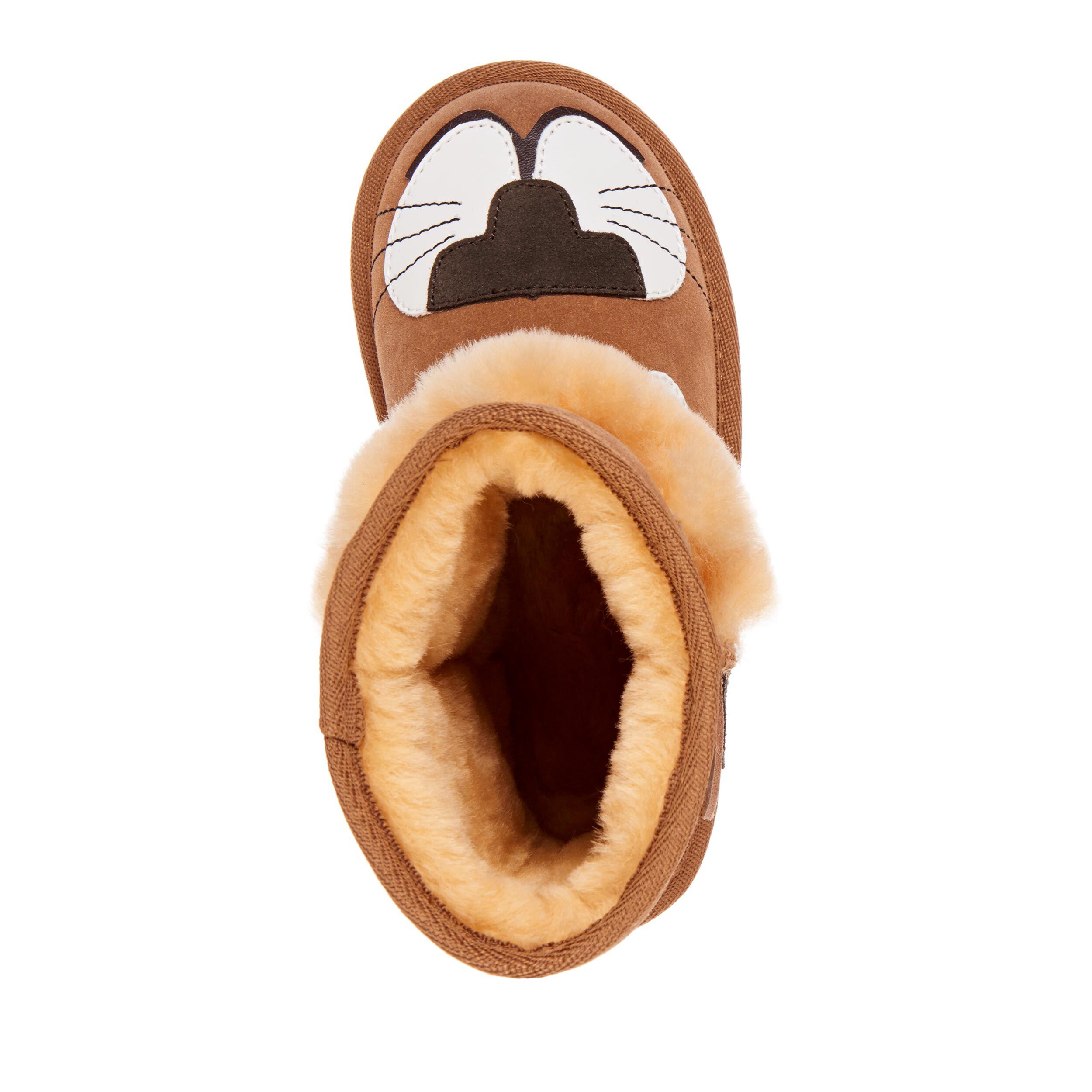Ugg deals fluff leo