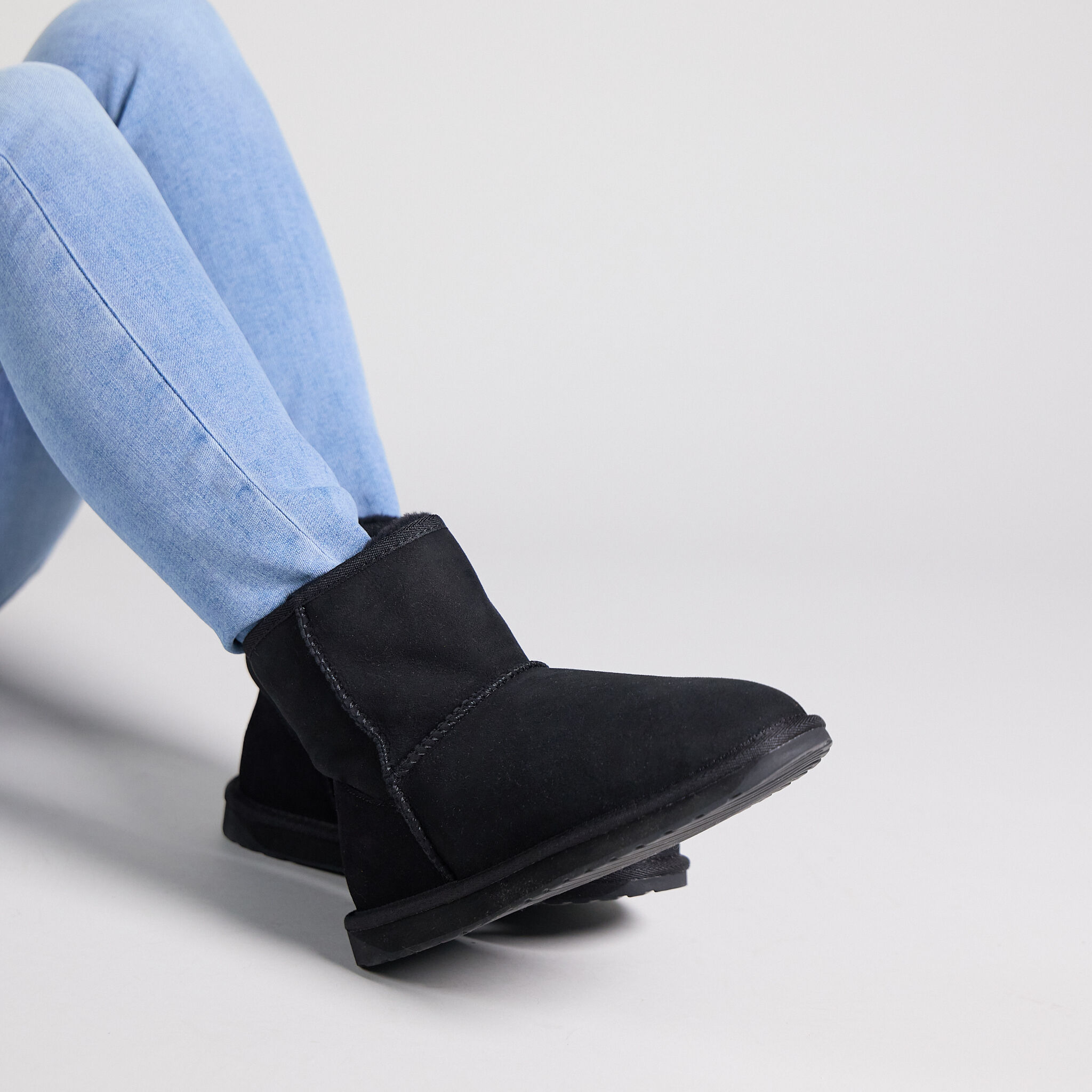 Stinger Mini BLACK | EMU Australia