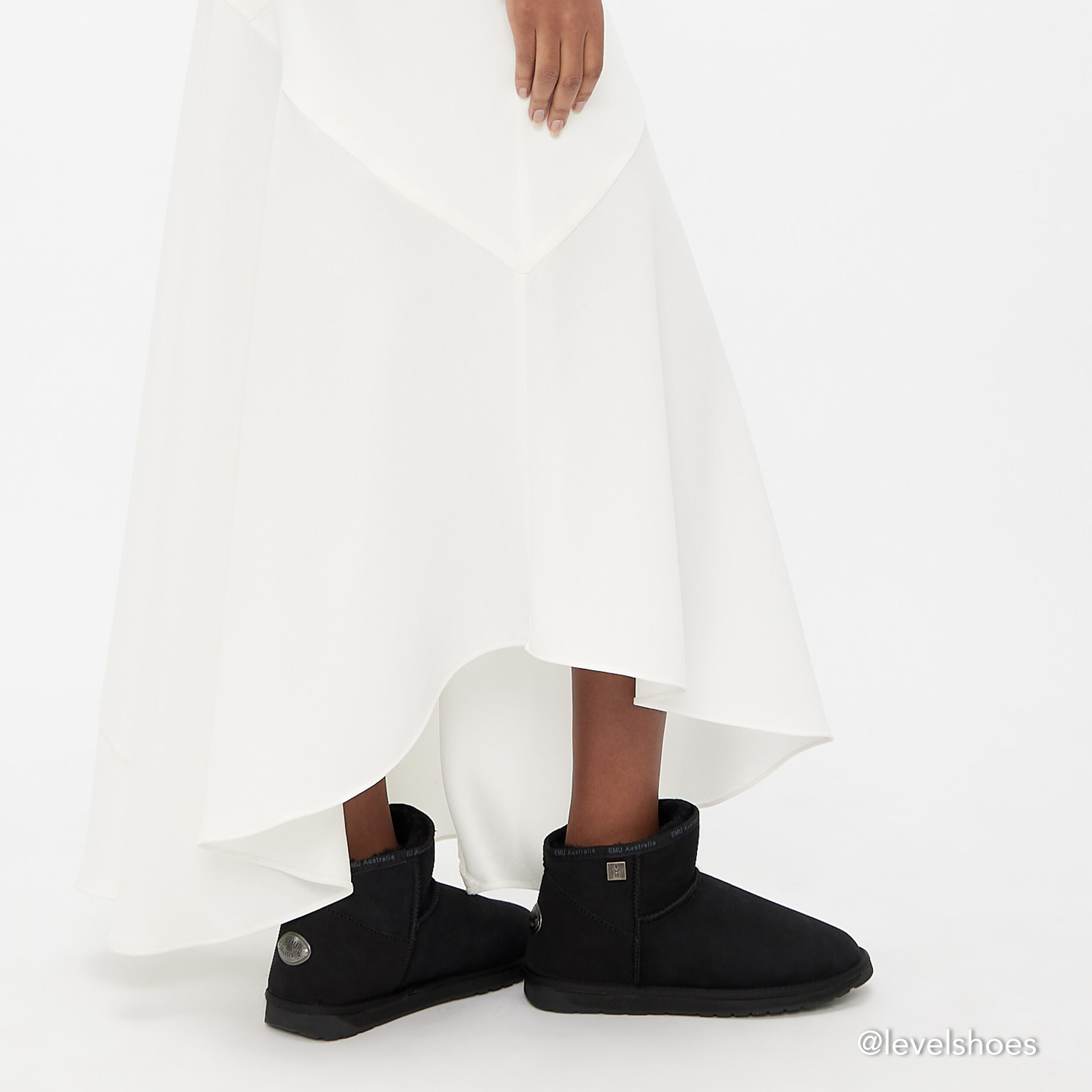 Platinum Slim Darling BLACK | EMU Australia